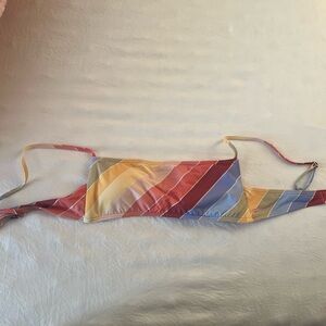 Billabong bikini top